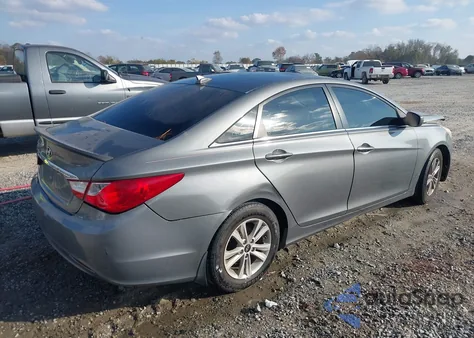 2013 Hyundai Sonata Gls z USA, uszkodzony, nr VIN 5NPEB4AC0DH735974